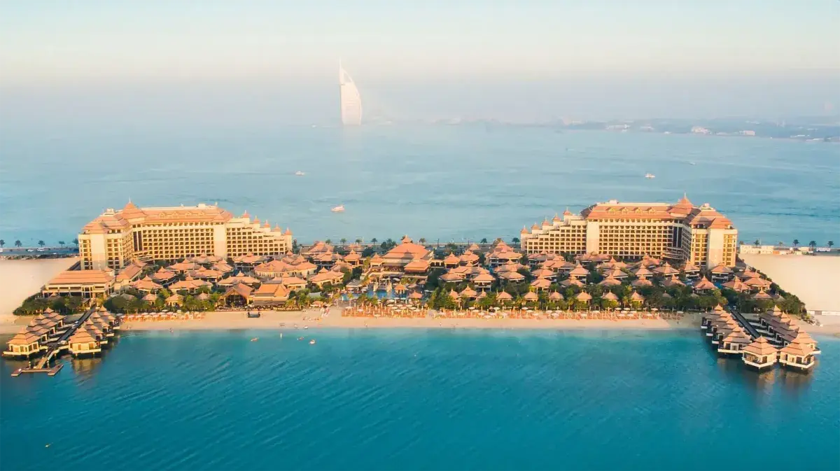 Aerial view of Anantara The Palm Dubai