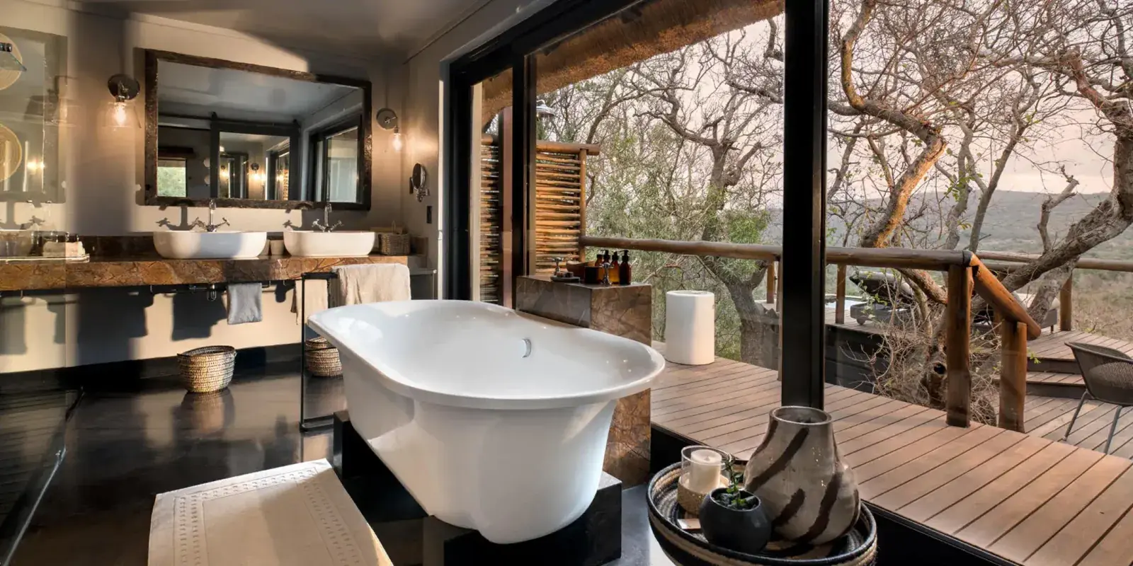 &Beyond Phinda Mountain Lodge room bathroom
