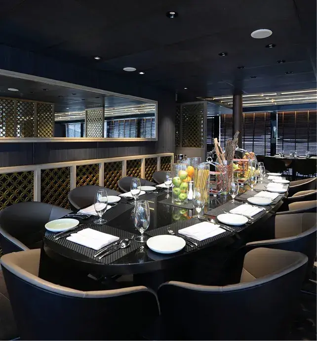 Emerald Harmony river cruise ship restaurant