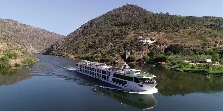 Emerald Radiance river cruise ship