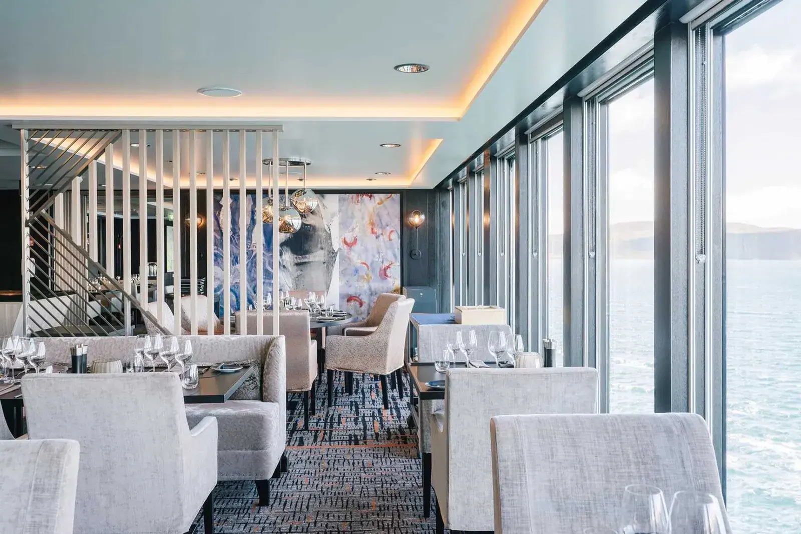 HX expeditions ms roald amundsen restaurant lindstrom