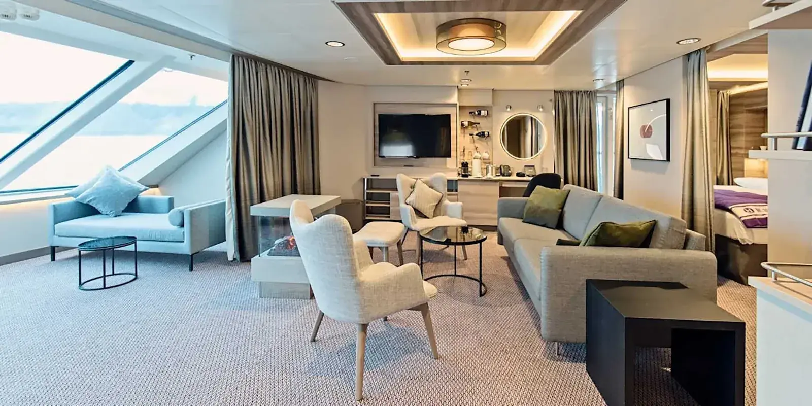 HX expeditions ms roald amundsen ma xl suite with balcony