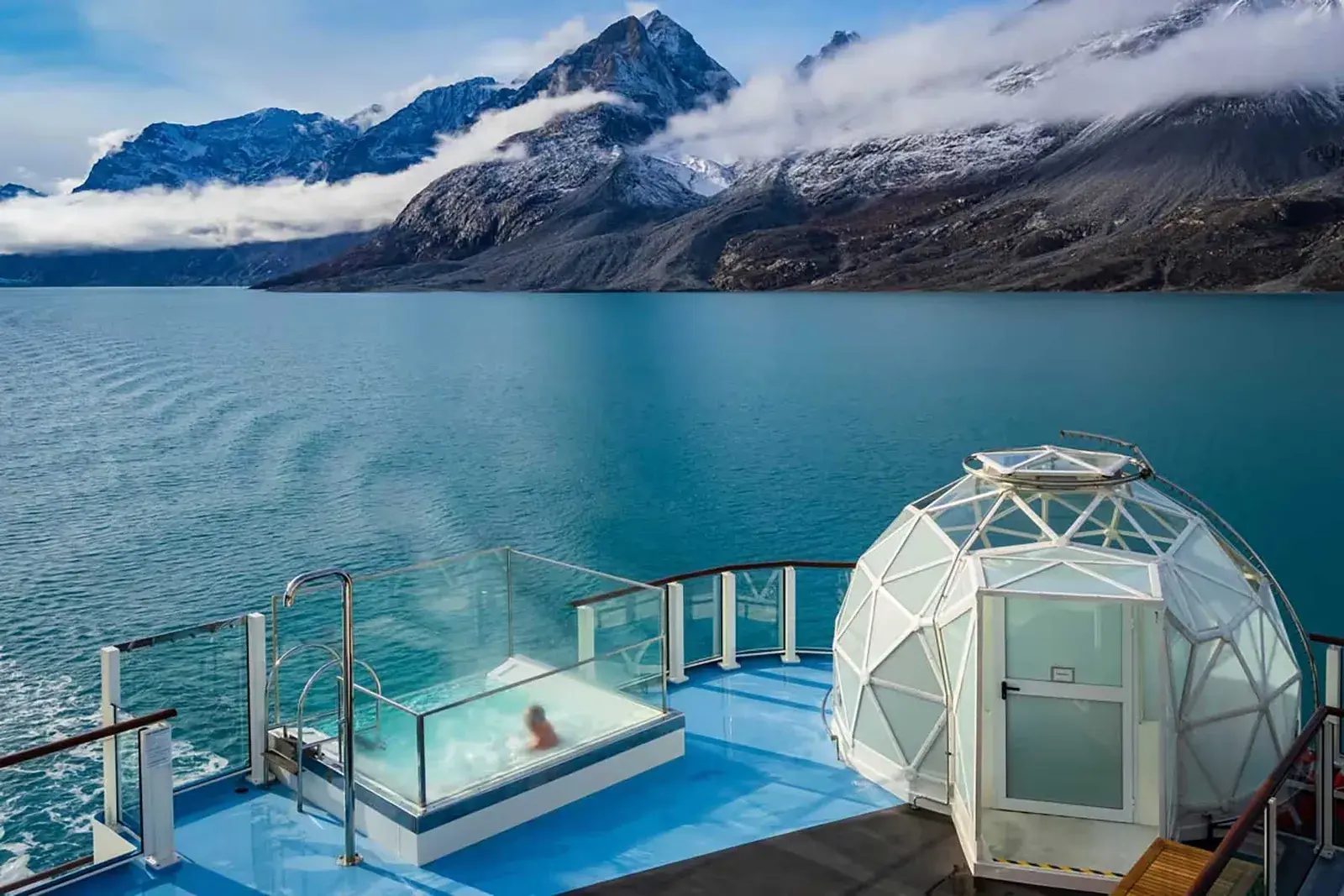 National Geographic Endurance outdoor jacuzzi with polar igloo shelter
