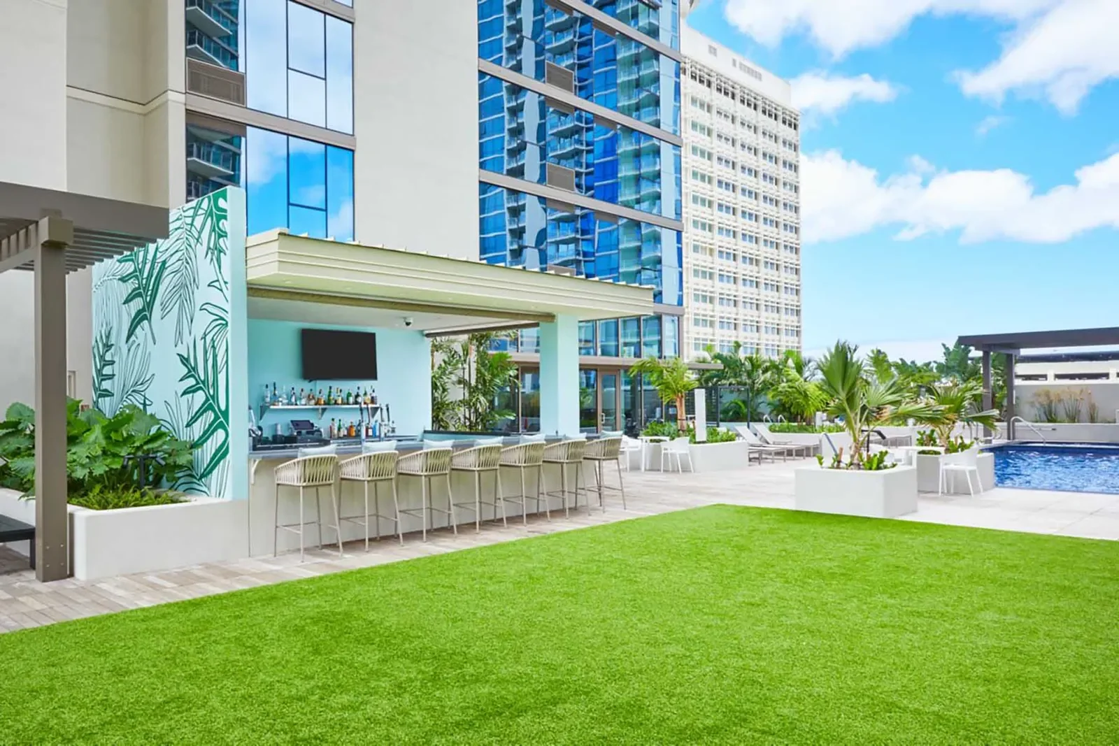 Pool bar area of the Renaissance Honolulu Resort + Spa