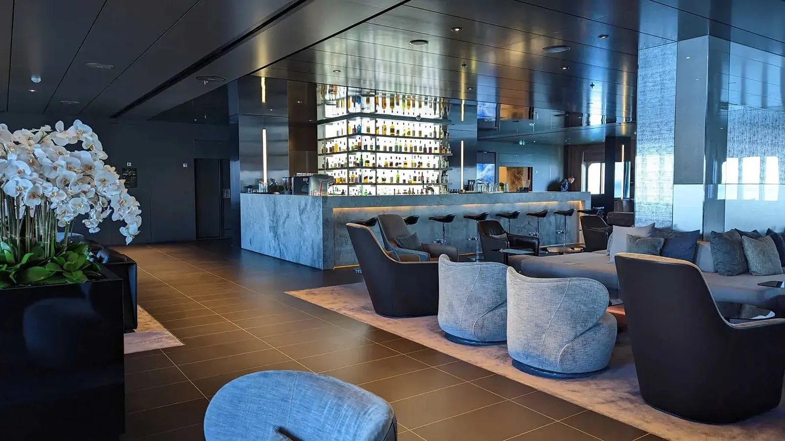 Scenic Eclipse bar and lounge interior