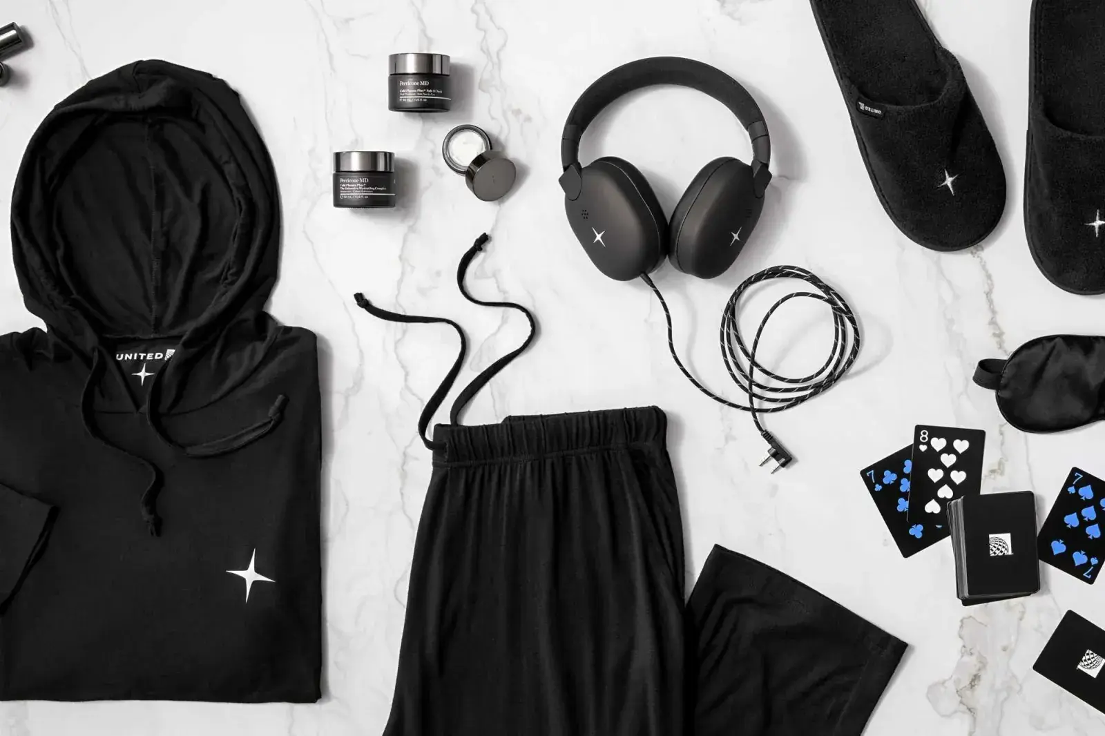 Branded merch given to United Airlines Polaris Studio business class passengers
