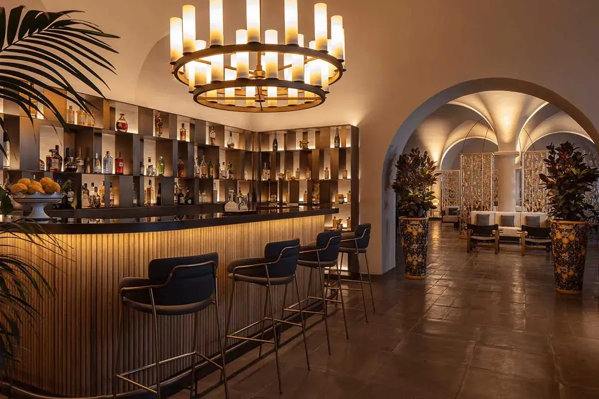 Lounge/bar area of an Anantara resort