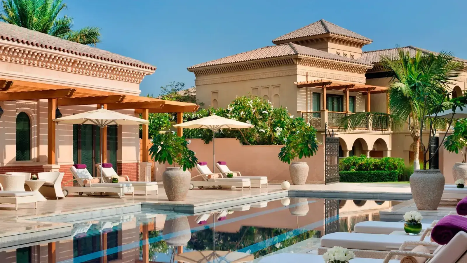 One&Only pool patio