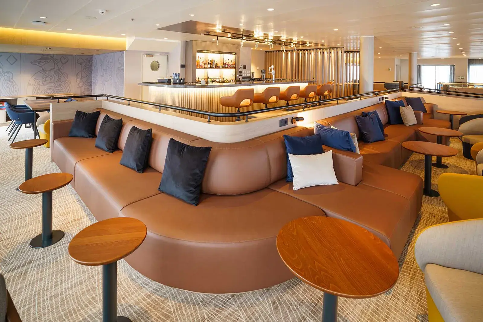 Quark Expeditions Ultramarine expedition cruise ship bar and lounge