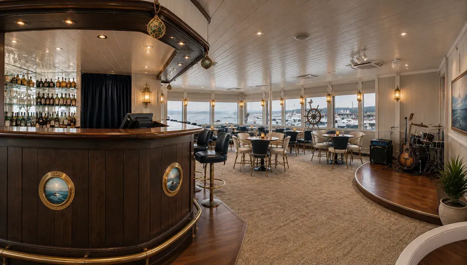 Bar on the Terra Nova Expeditions' Adventurer cruise ship