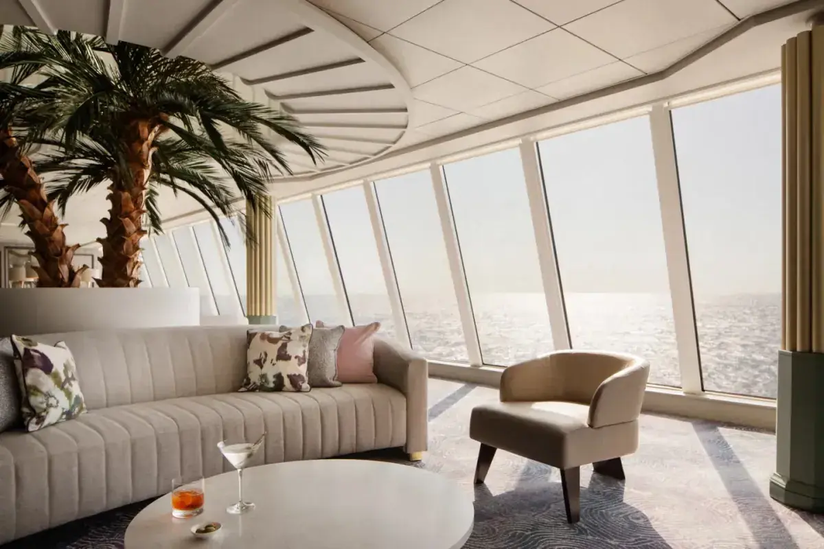 Crystal Serenity: Palm Court
