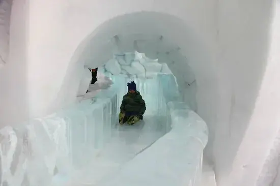 Hotel de Glace: Ice Slide