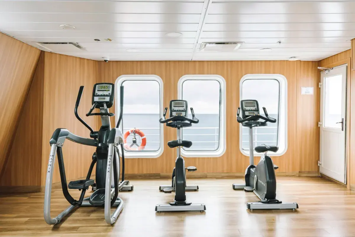 MS Santa Cruz II: Fitness Center