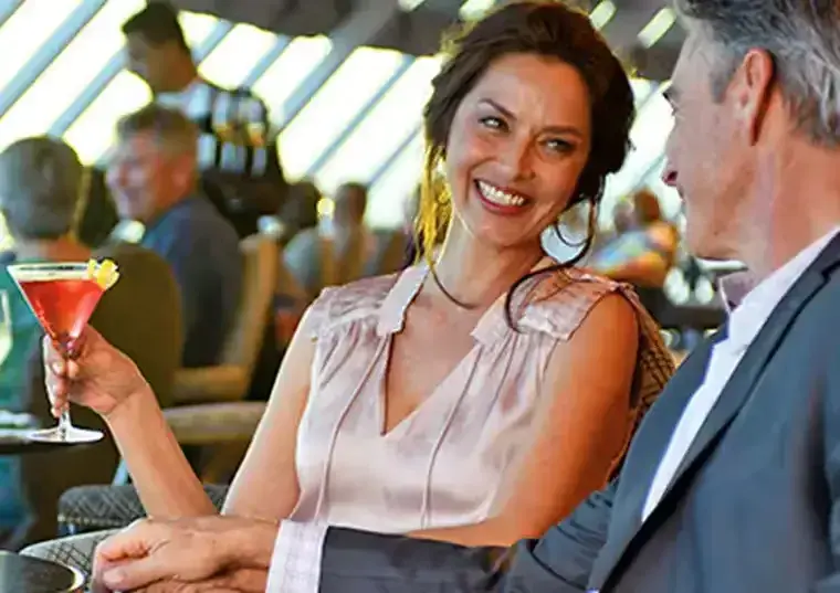 Oceania Marina Horizons observation lounge