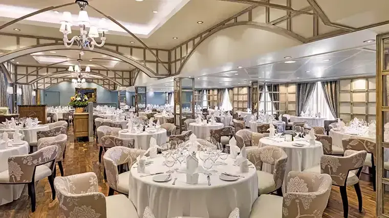 Oceania Marina Jacques French restaurant