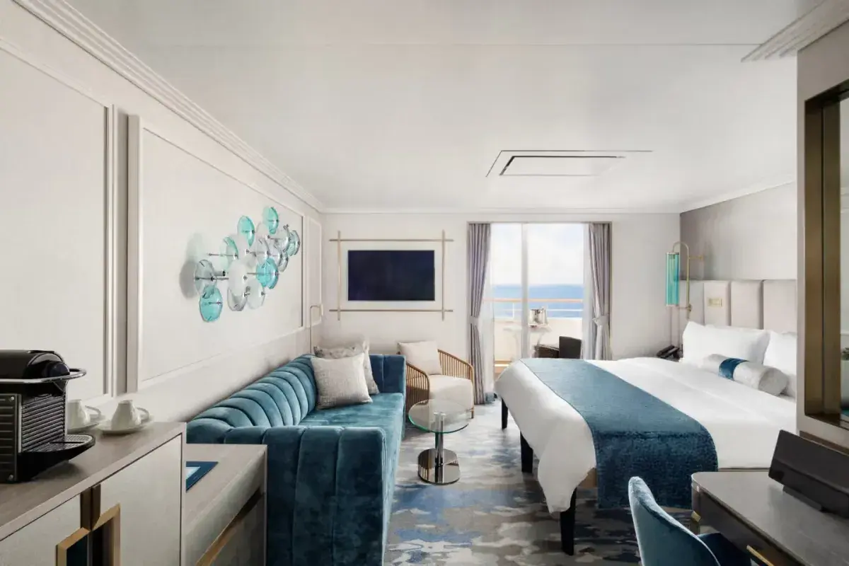 Crystal Serenity: Aquamarine Veranda Suite