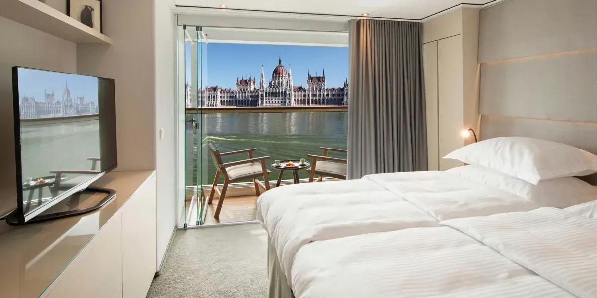 Emerald Star-Ships: Grand Balcony Suite