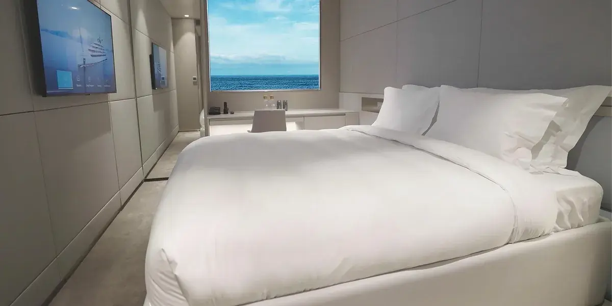 Emerald Yachts Oceanview Stateroom interior