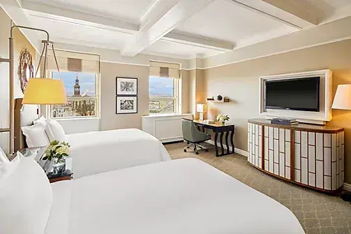 Fairmont Le Château Frontenac: Deluxe River View Two Double