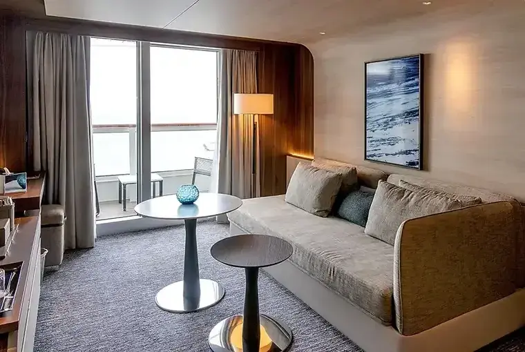 Le Commandant Charcot Grand Suite interior