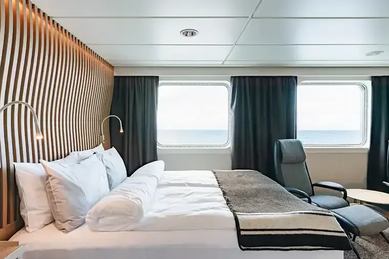 MS Fridtjof Nansen: TY Wheelchair Outside Cabin