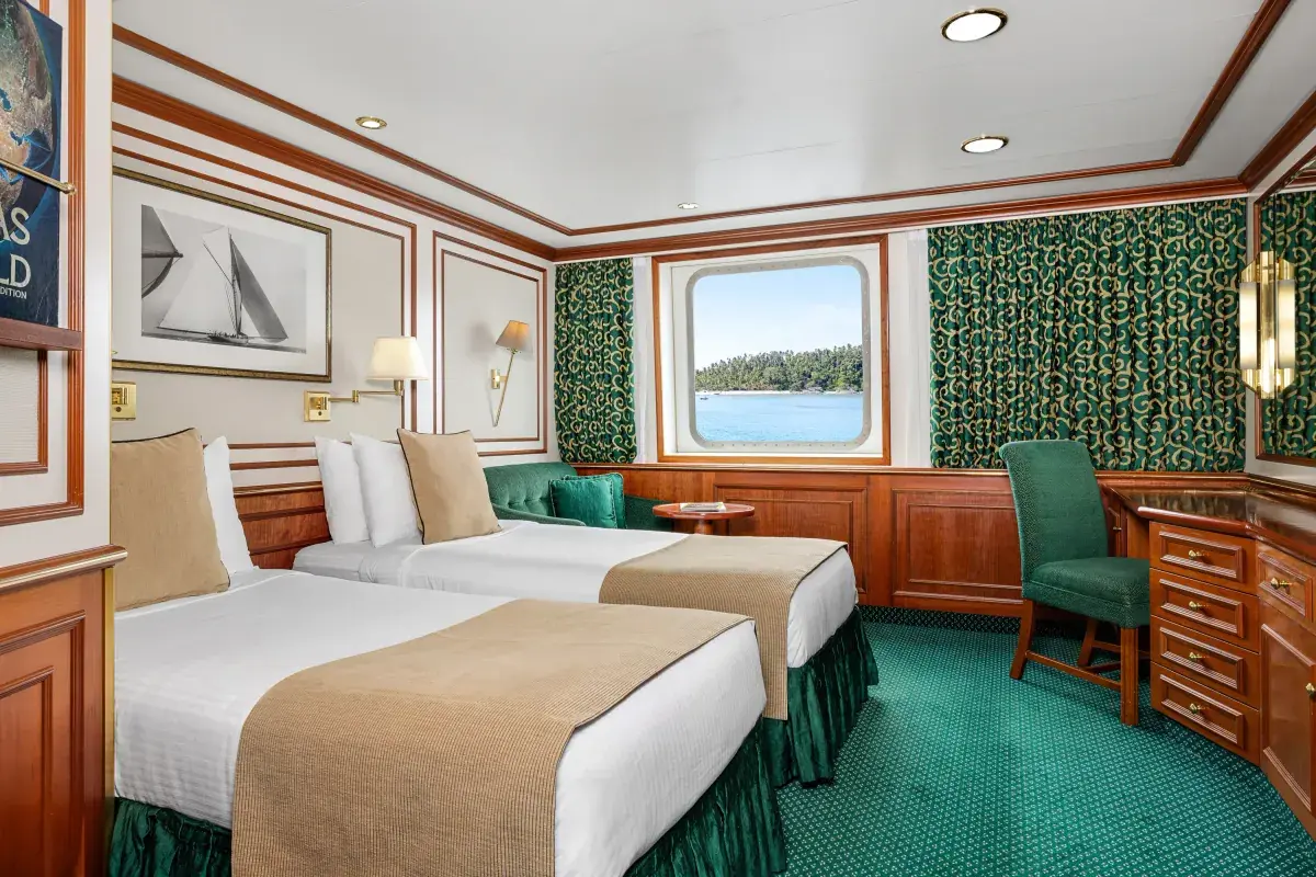 National Geographic Orion Category 3 cabin