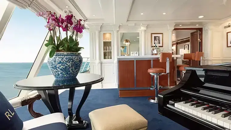 Oceania Marina Owner's Suite