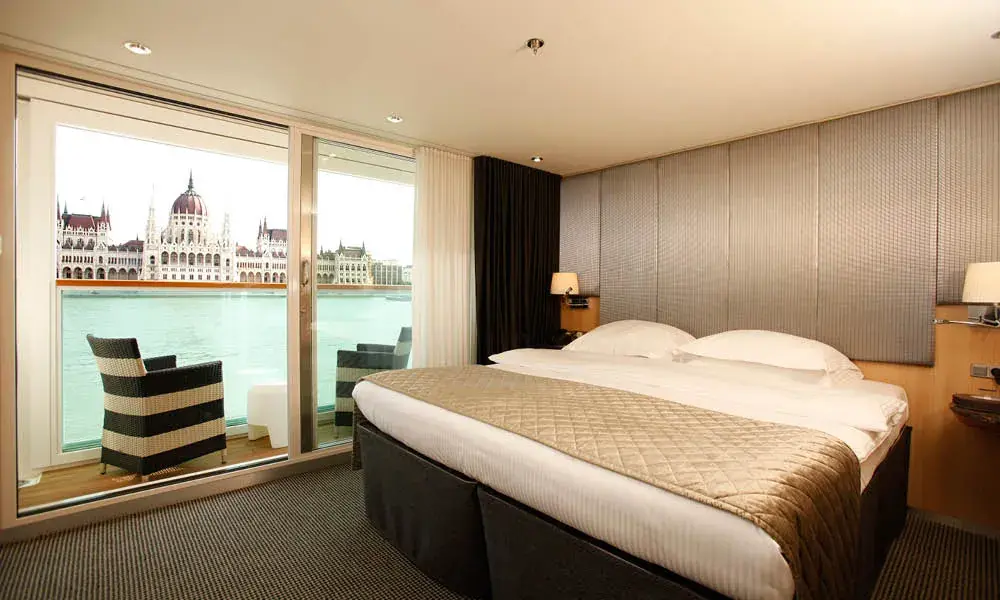 Scenic Opal: Balcony Suite