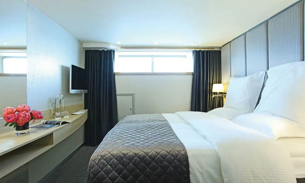 Scenic Opal: Standard Suite