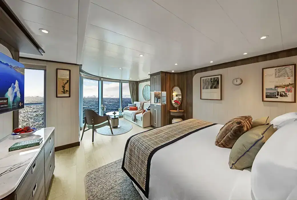 Seabourn Venture + Pursuit: Panorama Suite