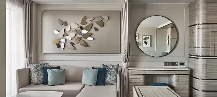 Silver Endeavour Silver Suite interior