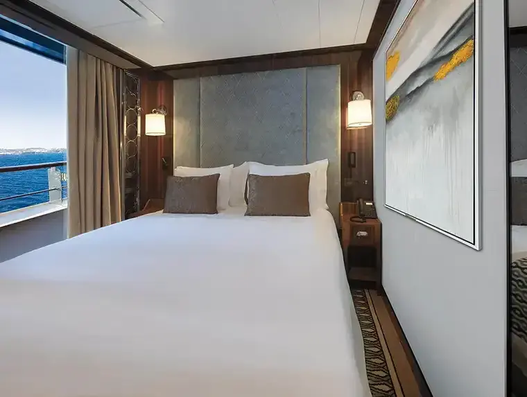 World Navigator: Deluxe Veranda Suite