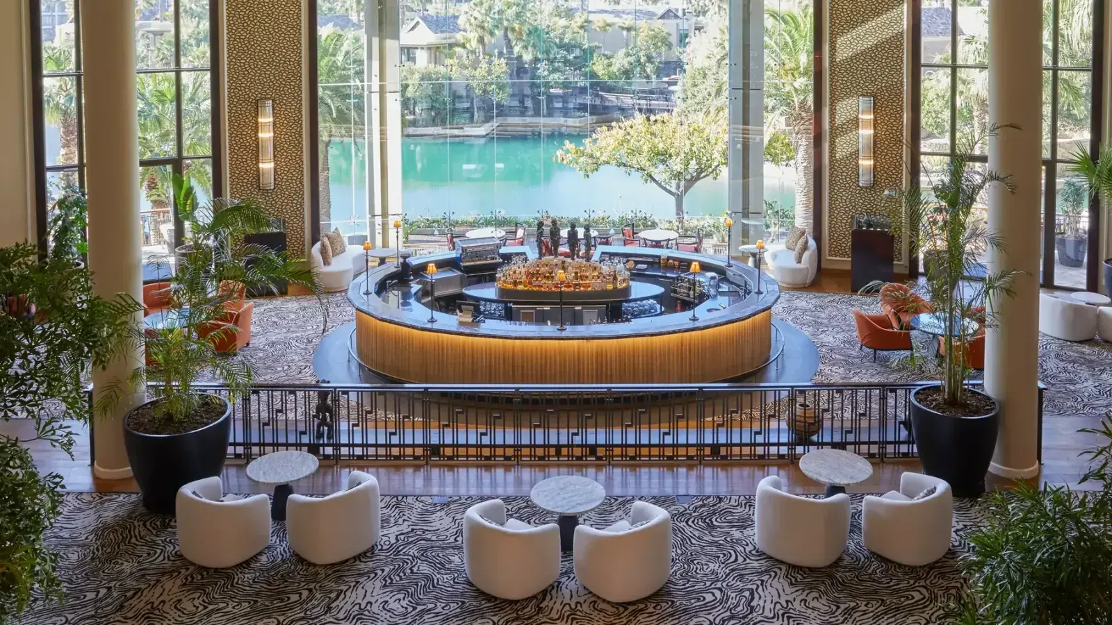 One&Only Cape Town bar and lounge