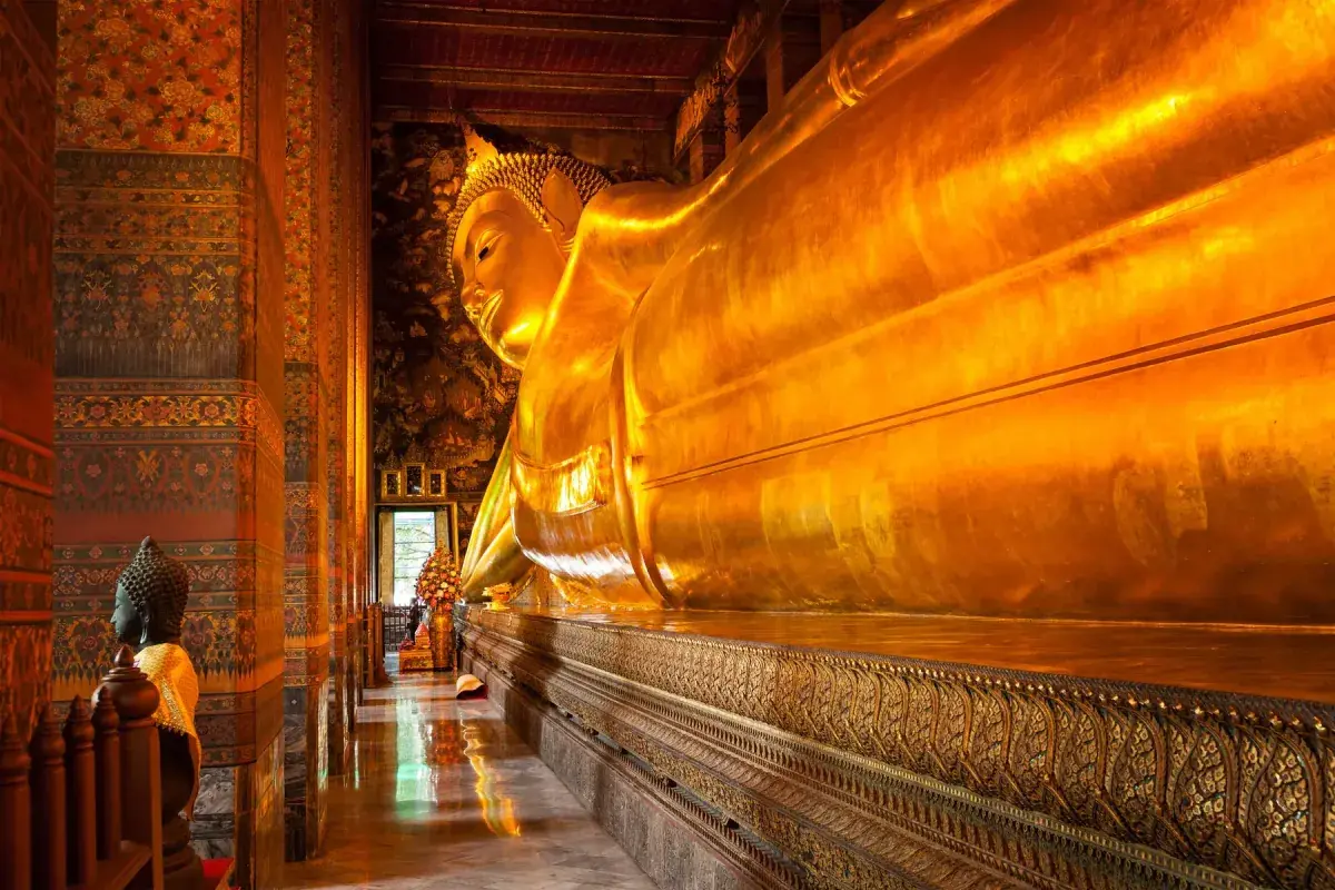 Wat Pho reclining Buddha Bangkok, Thailand