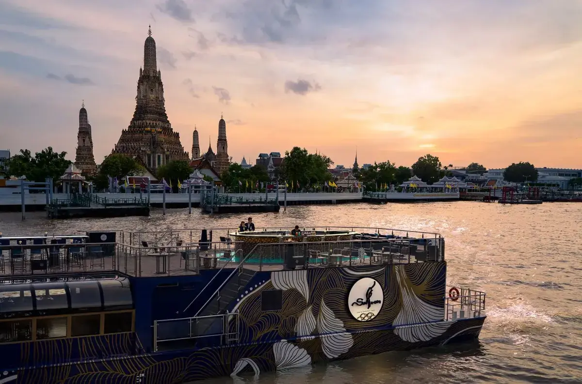 Saffron Cruise Bangkok river
