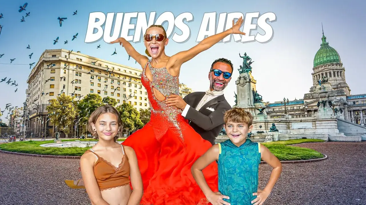 The Lockwood family poses in Buenos Aires, Argentina